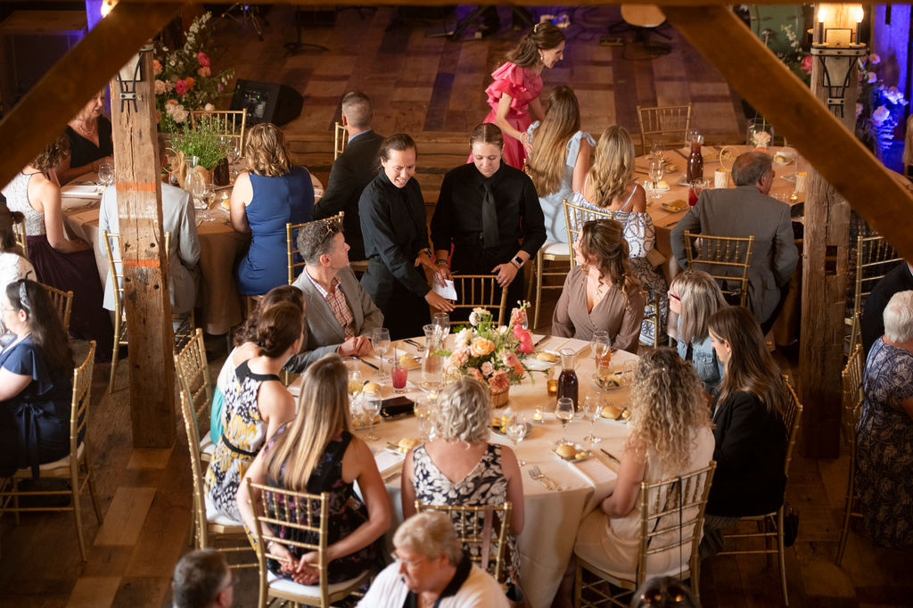 Photo of the Waltz Estate dinner event.