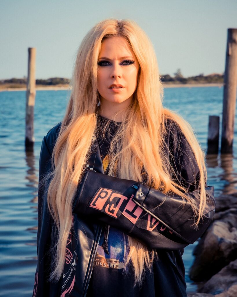 Photo of Avril Lavinge. Soon to be in concert.