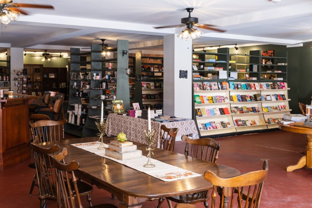 Book Bar Near Annville Inn